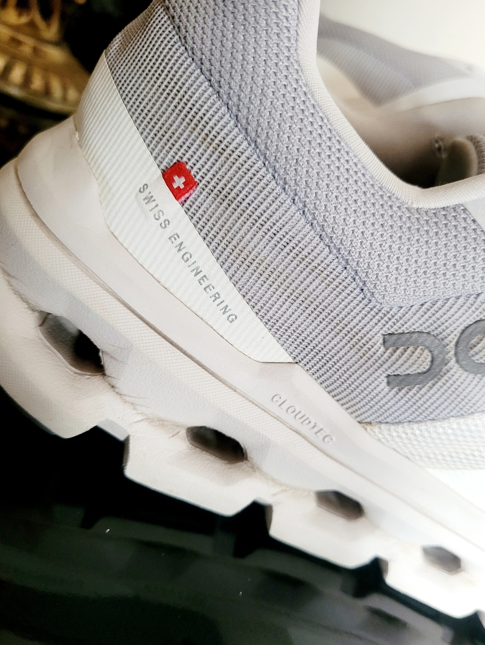 ON Cloudrunner 2 Women's Lightweight White/Frost Gray Sneakers US 8 - Picture 7 of 16